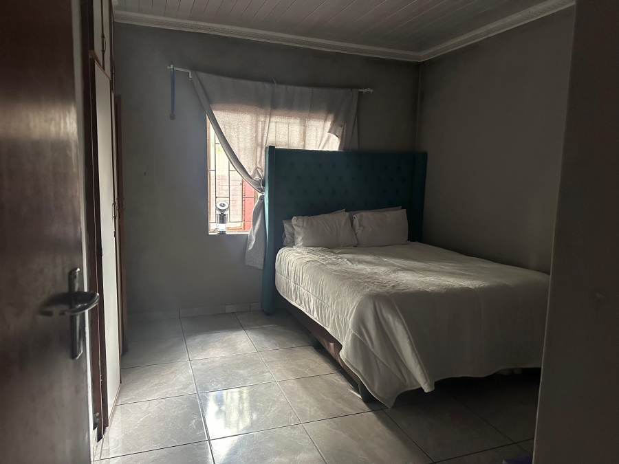 2 Bedroom Property for Sale in Rustenburg Central North West